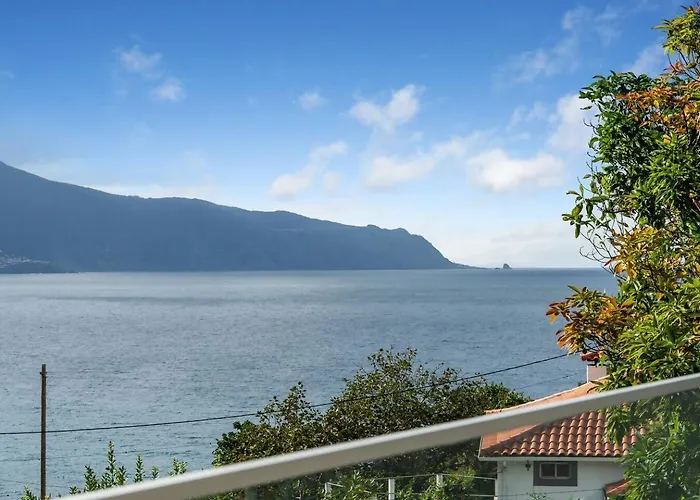 Atlantic View * Ponta Delgada (Madeira)